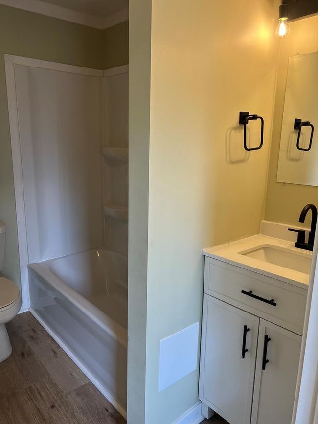 99 Douglas Ave, Home with 1 bedrooms, 1 bathrooms and null parking in Chillicothe OH | Image 7