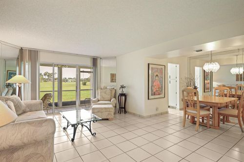 114-3951 Via Poinciana, Lake Worth, FL, 33467-2930 | Card Image