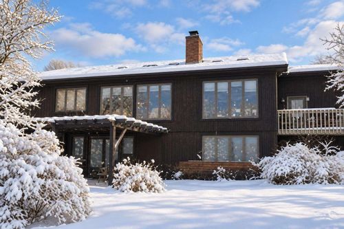 64 Lakeview Ext, Newport, VT, 05855-8926 | Card Image