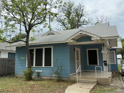 1725 W Summit Ave, San Antonio, TX, 78201-5037 | Card Image