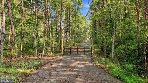 13009 Orange Plank Rd, Locust Grove, VA, 22508-3025 | Card Image