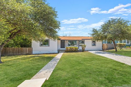 626 Sutton Dr, San Antonio, TX, 78228-3049 | Card Image