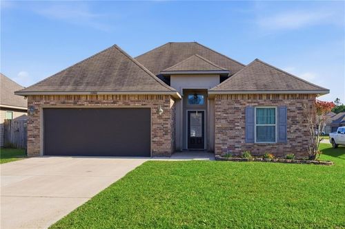 20300 Palm Blvd, Covington, LA, 70435-6411 | Card Image