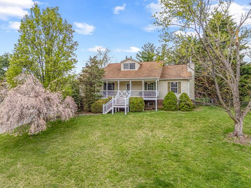 2240 Yellow Sulphur Rd, Christiansburg, VA, 24073-1368 | Card Image