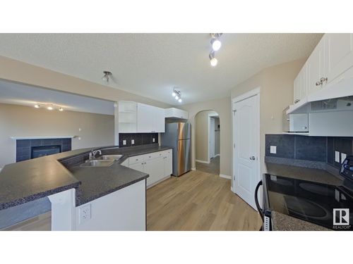 6104 6 Ave Sw, Edmonton, AB, T6X0G1 | Card Image