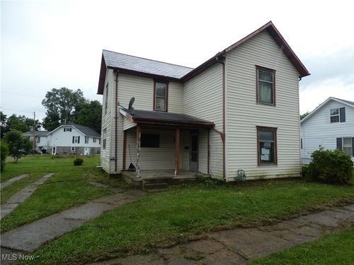 274 N 8th St, Mcconnelsville, OH, 43756-1151 | Card Image