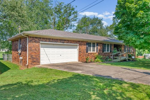 311 Tremont Dr, Hopkinsville, KY, 42240-3948 | Card Image