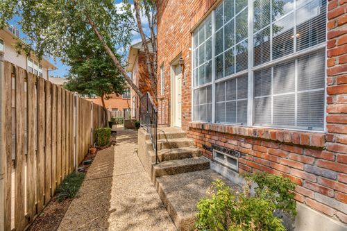 c2-5907 Hillcrest Ave, Dallas, TX, 75205-5036 | Card Image