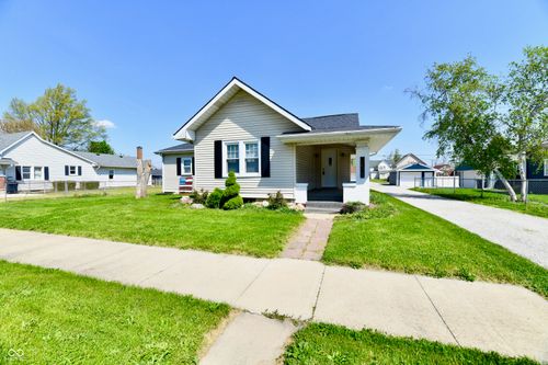 1316 S E St, Elwood, IN, 46036-2336 | Card Image