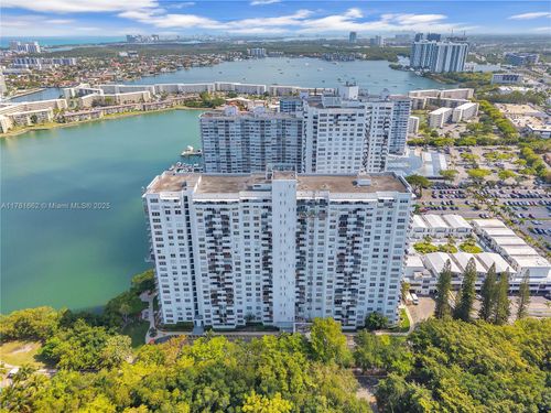 apt-1517-2780 Ne 183rd St, Aventura, FL, 33160-2113 | Card Image