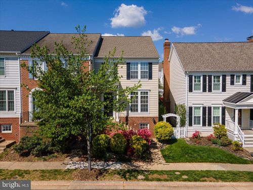 20361 Hartwell St, ASHBURN, VA, 20147-3653 | Card Image