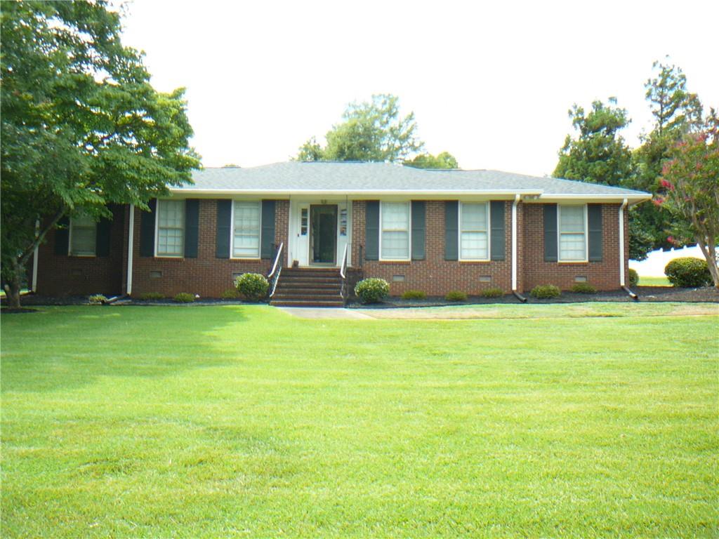 Yorkshire Dr, Anderson, SC 29625