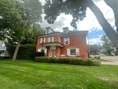 315 Centre St, Huron, ON, N0G2W0 | Card Image