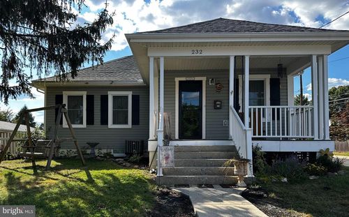 232 Cherry St, CARLISLE, PA, 17013-2204 | Card Image