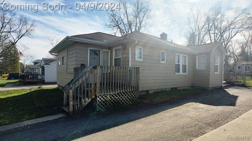 Brentwood St, Southfield, MI 48076