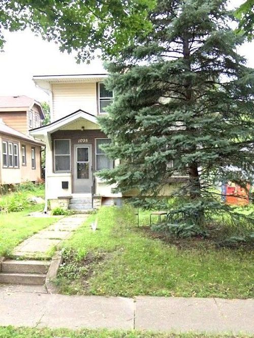 1095 Maryland Ave E, Saint Paul, MN, 55106-2725 | Card Image