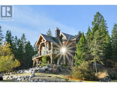 6015 Bella Vista Blvd, House other with 6 bedrooms, 5 bathrooms and 6 parking in Fairmont Hot Springs BC | Image 1