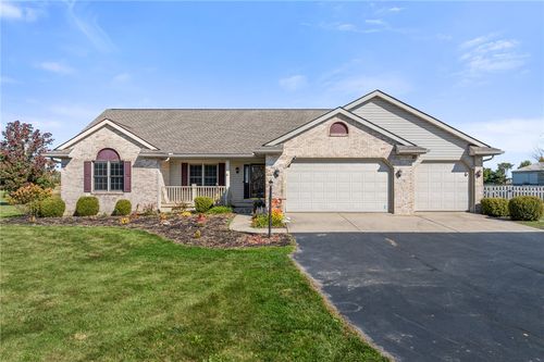 1528 Jasper Rd, Xenia, OH, 45385-7826 | Card Image