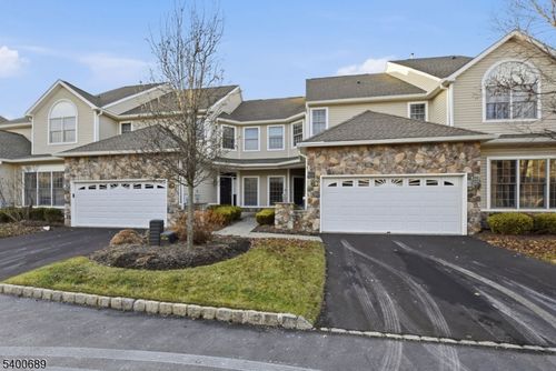 29 Pine Valley Rd, Livingston, NJ, 07039-8215 | Card Image