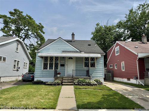922 White Ave, Lincoln Park, MI, 48146-2770 | Card Image