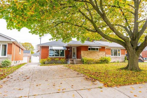 155 Wise Crt, Hamilton, ON, L8T2M1 | Card Image