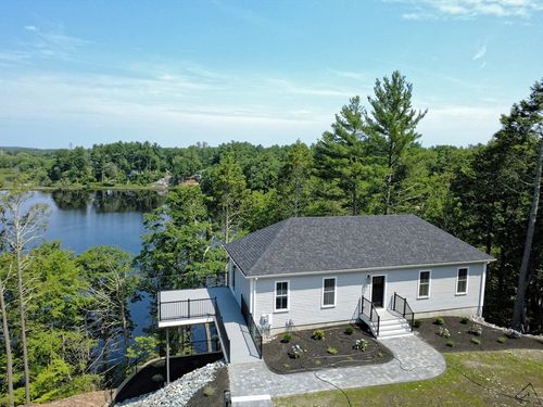 10 Macarthur Ave, Norfolk, MA, 02056 | Card Image