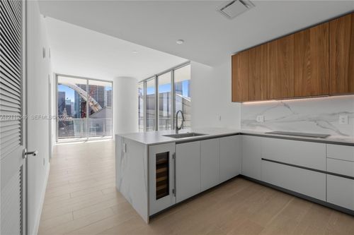 1402-1400 Biscayne Blvd, Miami, FL, 33132 | Card Image