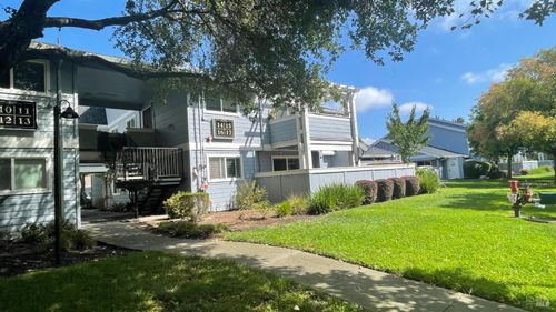 apt-16-225 Burt St, Santa Rosa, CA, 95407-6277 | Card Image