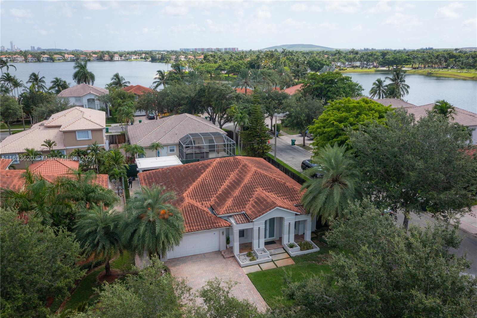 61st St, Doral, FL 33178