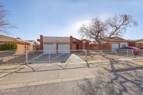 10948 Casey Stengel Pl, El Paso, TX, 79934-3284 | Card Image