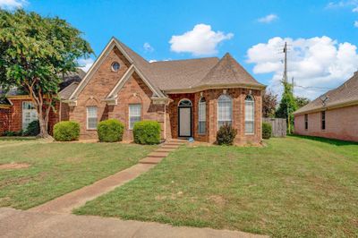 8784 Overcup Oaks Dr, House other with 3 bedrooms, 2 bathrooms and null parking in Memphis TN | Image 1