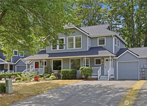 4181 244th Pl Se, Sammamish, WA, 98029-7589 | Card Image