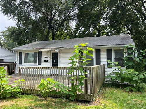 905 W Linden Ave, Independence, MO, 64052-4110 | Card Image