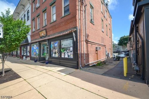 141 Main St, Hackettstown, NJ, 07840-1929 | Card Image