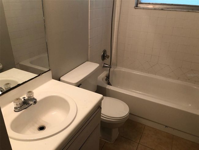 4322 20 Th Ter, House other with 3 bedrooms, 2 bathrooms and null parking in GAINESVILLE FL | Image 7