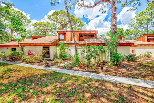 73-2064 Sunset Point Rd, CLEARWATER, FL, 33765-1225 | Card Image