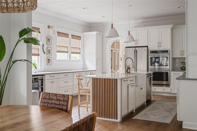 2412 W Prospect Rd, House other with 6 bedrooms, 5 bathrooms and null parking in TAMPA FL | Image 10