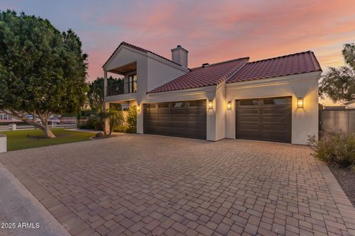 3810 E Campbell Ave, Phoenix, AZ, 85018-3557 | Card Image