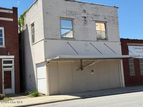 211 Main St W, Ahoskie, NC, 27910-3317 | Card Image