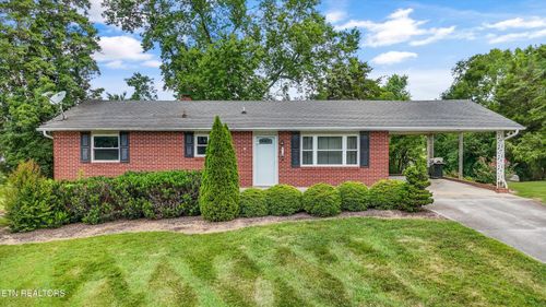 9329 N Ruggles Ferry Pike, Strawberry Plains, TN, 37871-1073 | Card Image