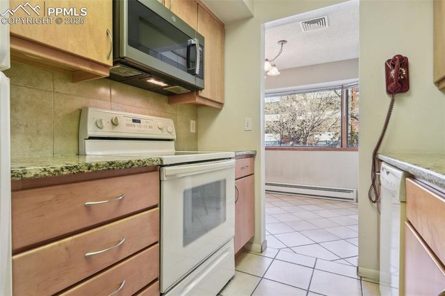 APT-107 - 534 E 7 Th Ave, Condo with 2 bedrooms, 2 bathrooms and 1 parking in Denver CO | Image 11