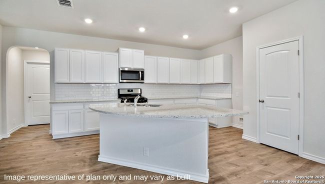 200 Squacco Heron, House other with 4 bedrooms, 2 bathrooms and null parking in San Antonio TX | Image 6