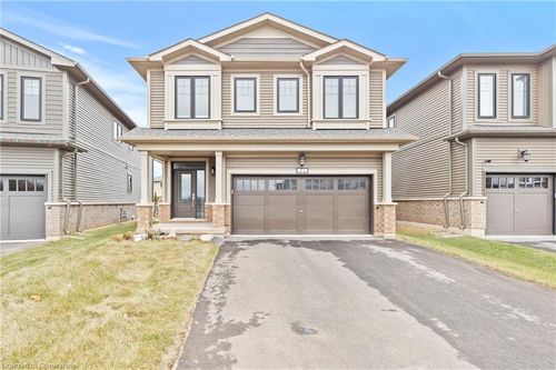 51 Starfire Cres, Stoney Creek, ON, L8E0K8 | Card Image