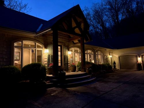 170 Old Hunters Run, Cashiers, NC, 28717-6017 | Card Image