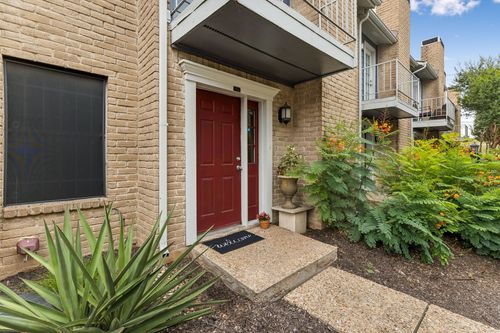 842 Banister Lane, Austin, TX, 78704 | Card Image