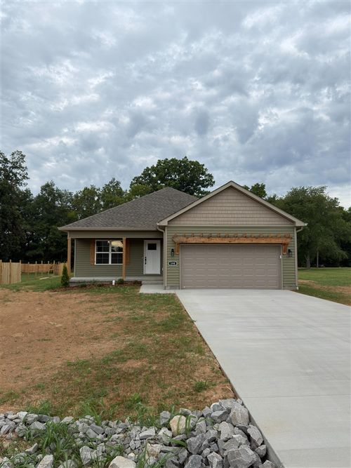 100 Madeline Court, Russellville, KY, 42276 | Card Image