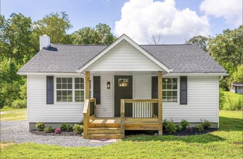 10541 Saddle Horse Trl, Soddy Daisy, TN, 37379-7877 | Card Image