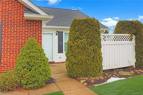 1918 Marsh Ln, Painesville, OH, 44077-4775 | Card Image