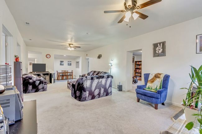 Tall ceiling family room | Image 10