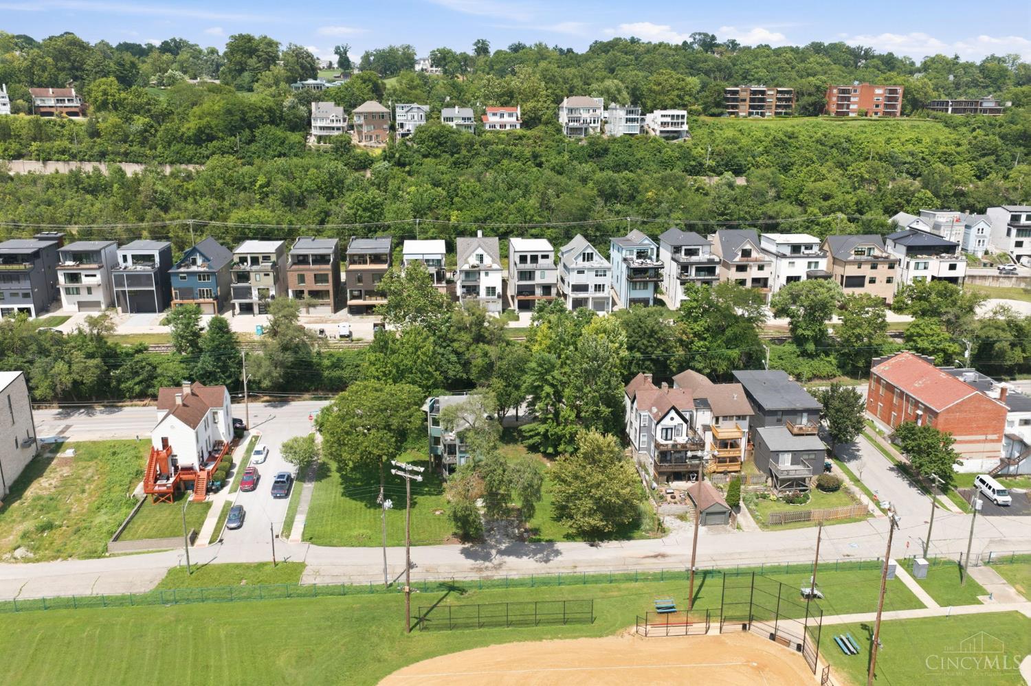 Land in Cincinnati 4
